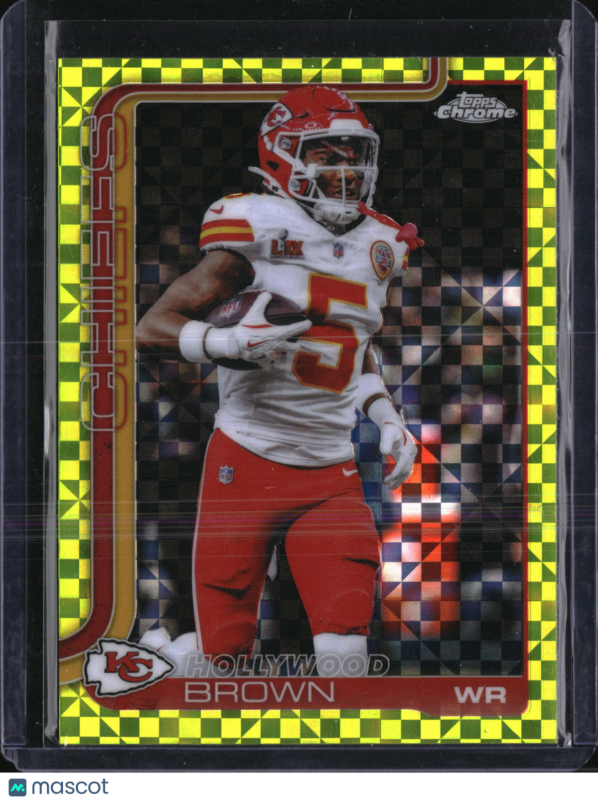2025 Topps Chrome Hollywood Brown Marquise Brown #146 Yellow Checkerboard