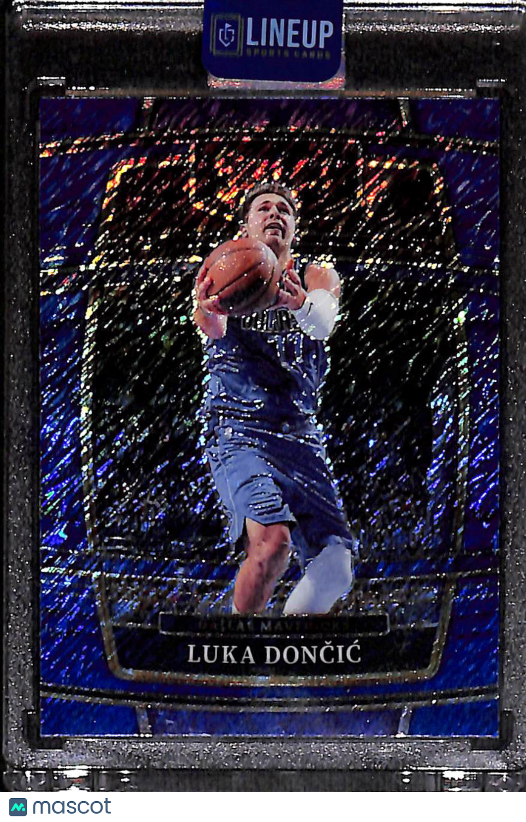 2022 Panini Select Concourse Luka Dončić #12 Blue Scope Prizm