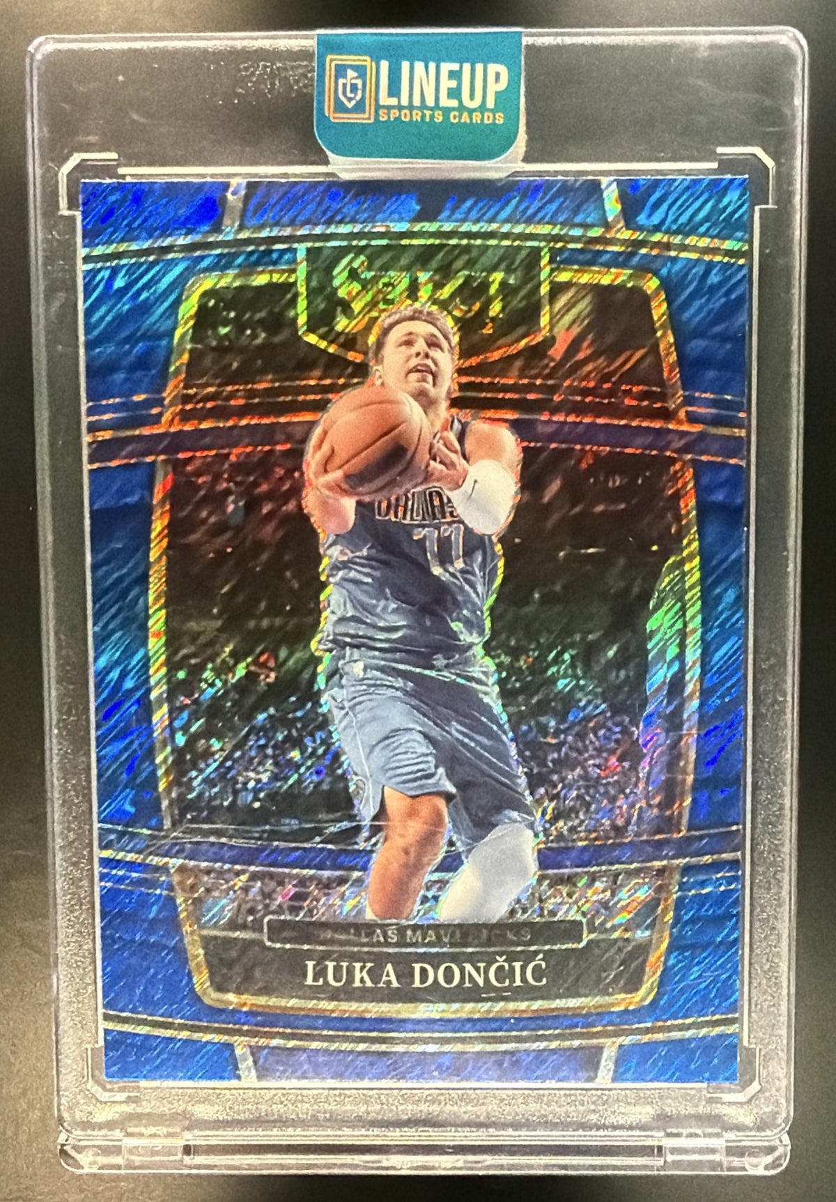 2021-22 Panini Select Luka Doncic #12 Blue Shimmer Prizms Concourse Mavericks