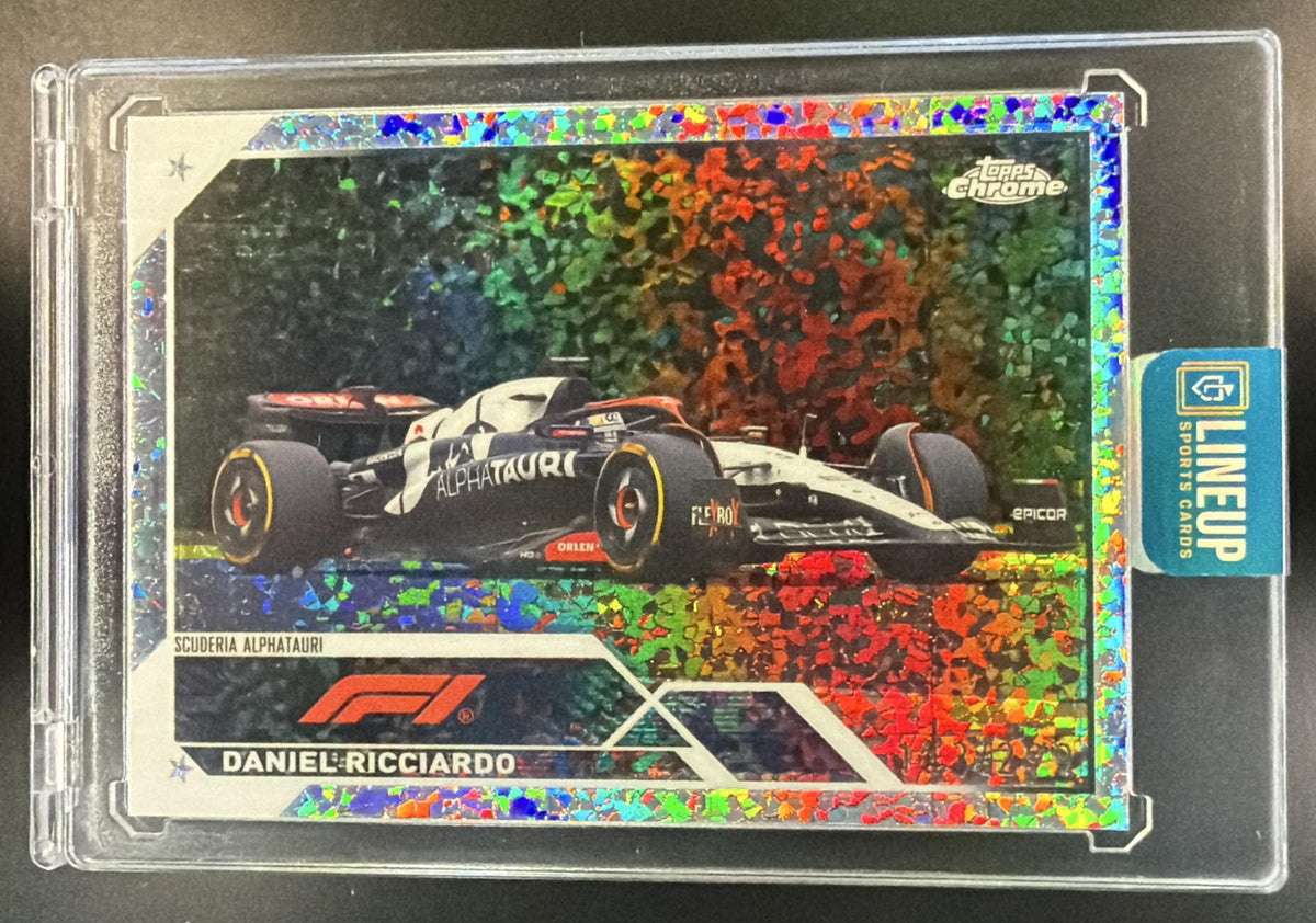 2023 Topps Chrome Formula 1 Daniel Ricciardo #114 Mini Diamond Refractor /299